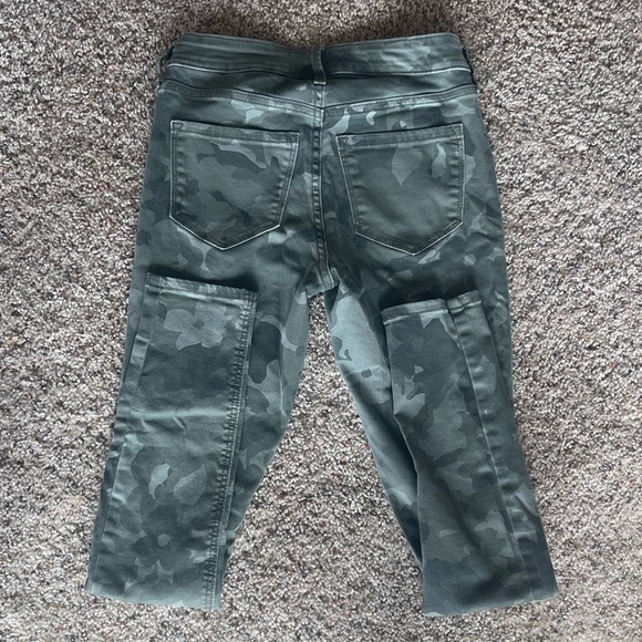 Old navy jeggings - Picture 2 of 4